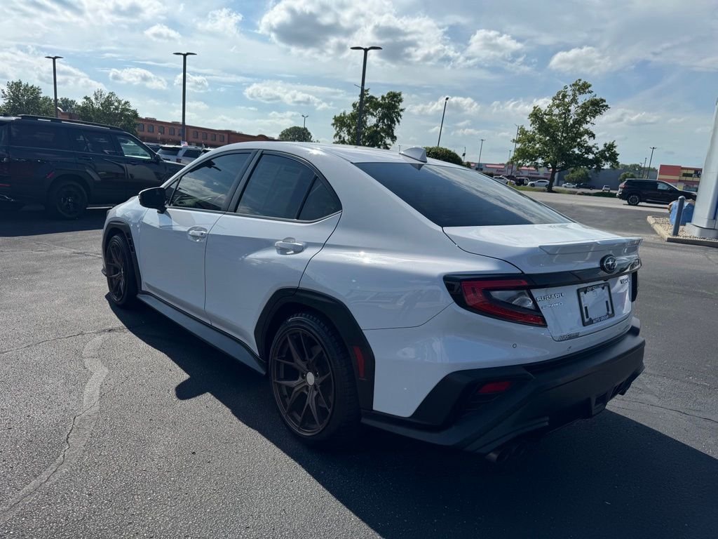Used 2022 Ceramic White Subaru Limited image 5
