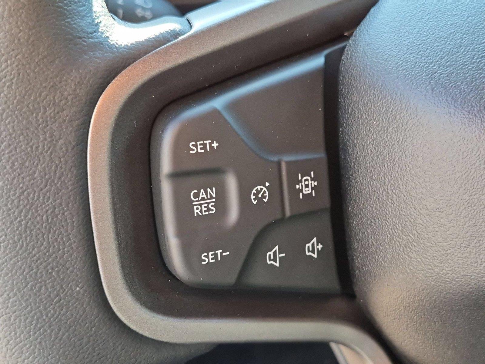 New 2026 Avalanche Gray Ford Big Bend® image 18