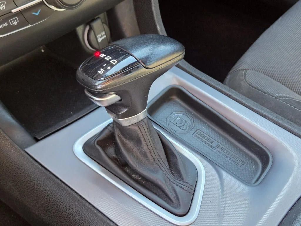 Used 2022 White Dodge SXT image 31