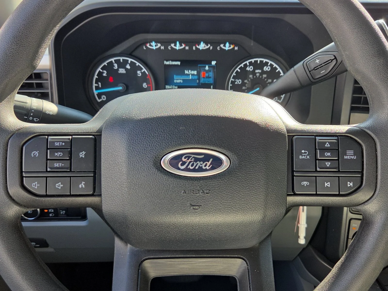 Used 2024 Silver Ford XLT image 11