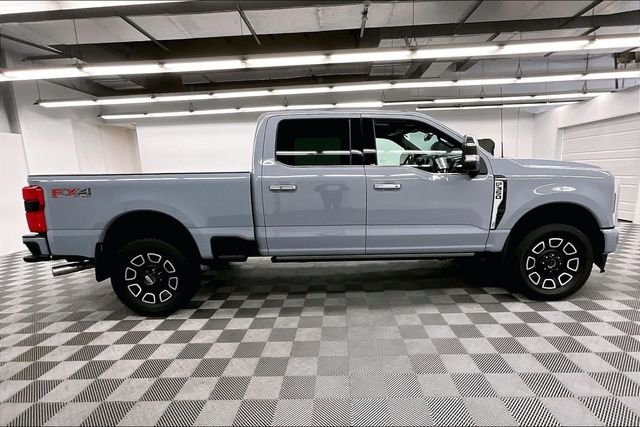 2024 Ford F-350 Super Duty Platinum - Photo 14
