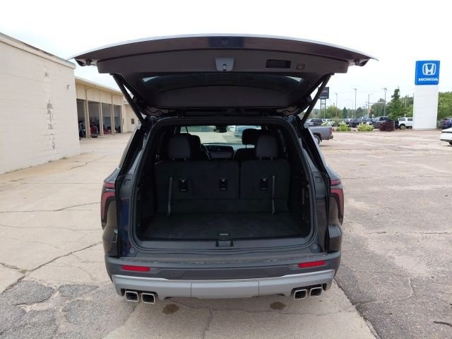 Used 2026 Black Chevrolet LT image 33