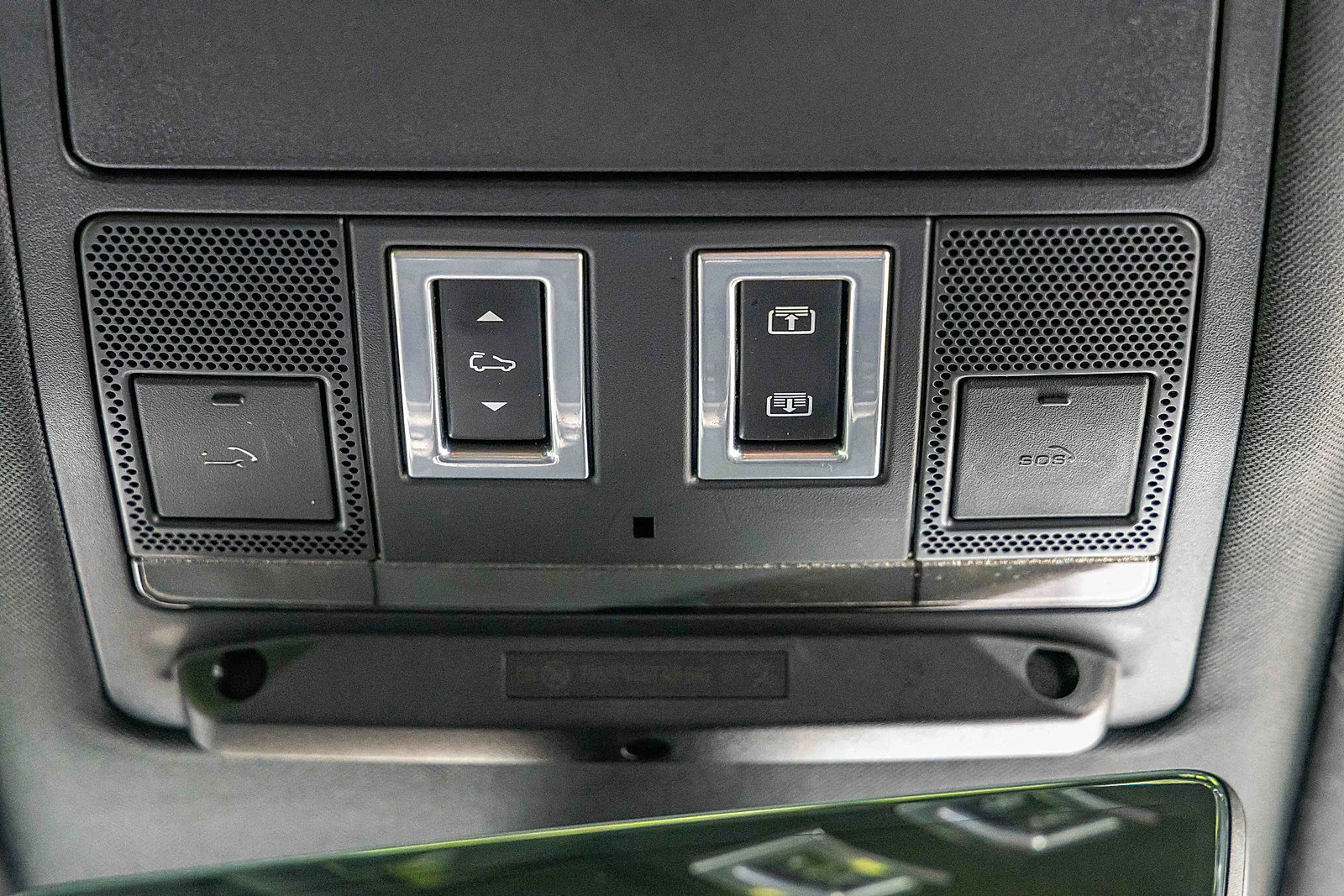 2022 Land Rover Defender XS Edition - Photo 17