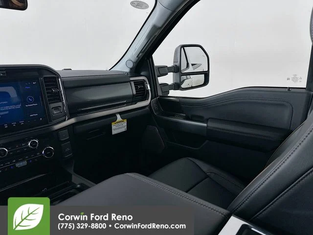 New 2026 Star White Metallic Tri-Coat Ford Lariat image 26