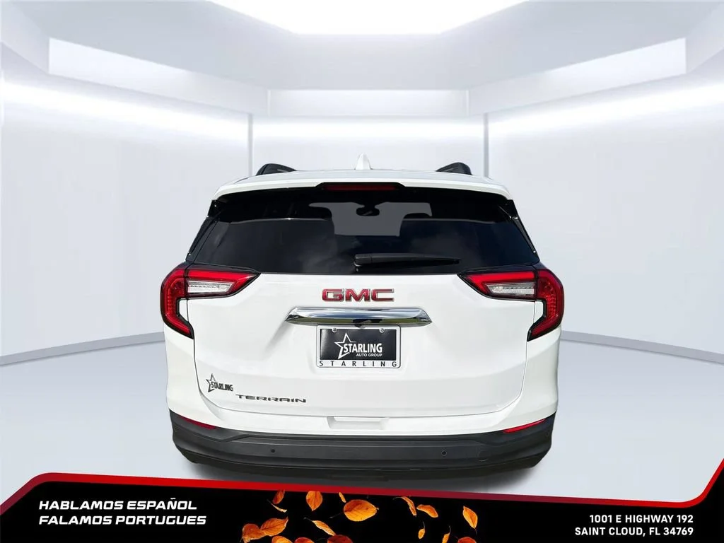 Certified Used 2024 Summit White GMC SLE image 4