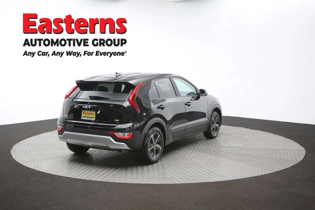 Used 2025 Black Kia LX image 57