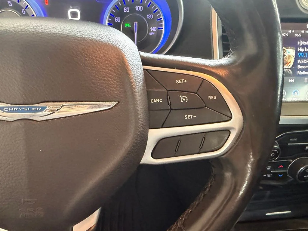 Used 2019 Gray Chrysler Touring image 40
