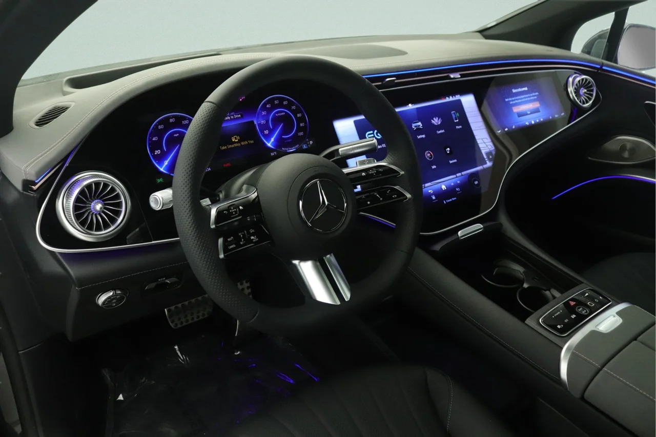 New 2026 Graphite Grey Metallic Mercedes-Benz 450 4MATIC® image 4