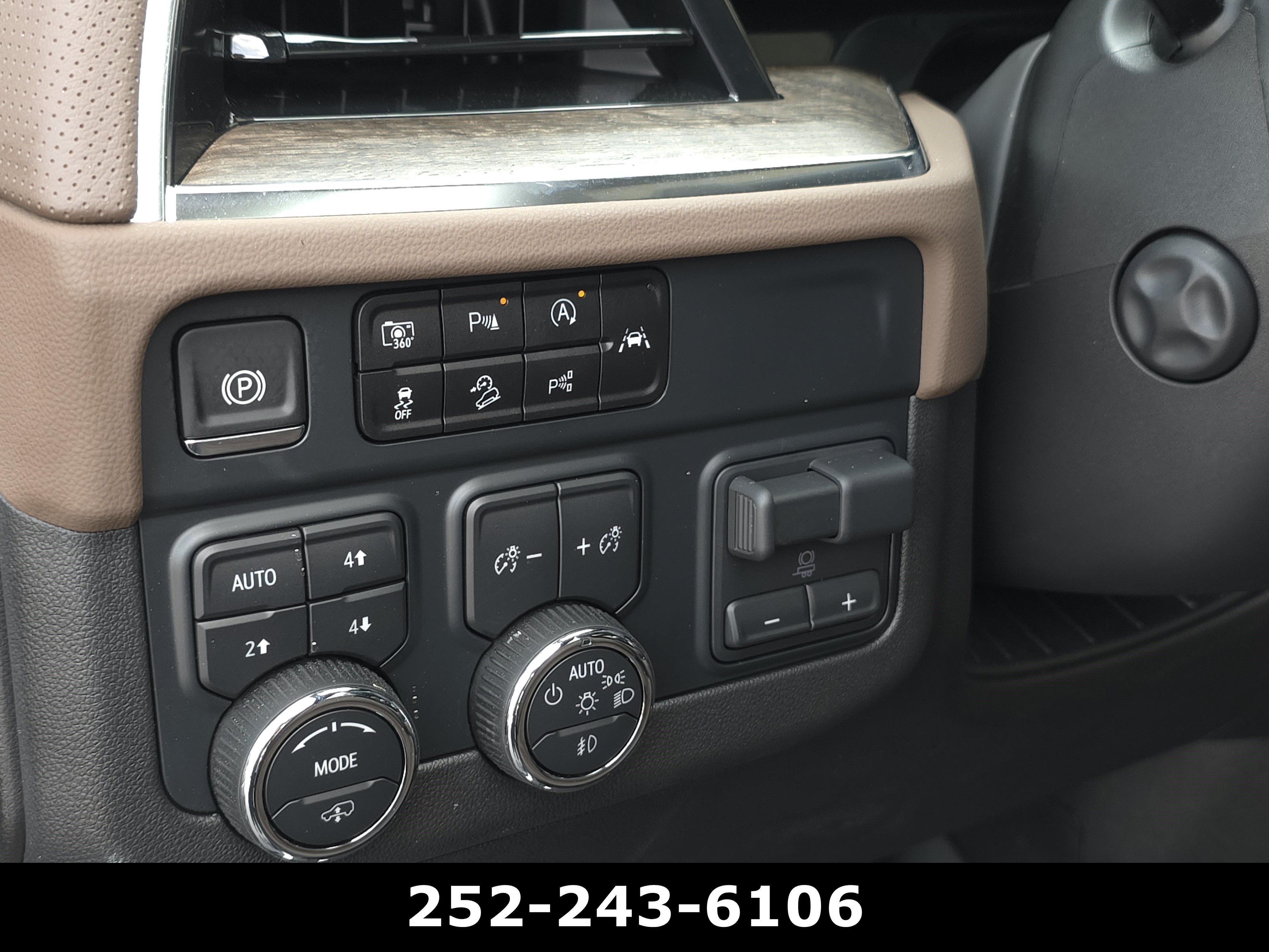 Used 2025 Black Chevrolet High Country image 27