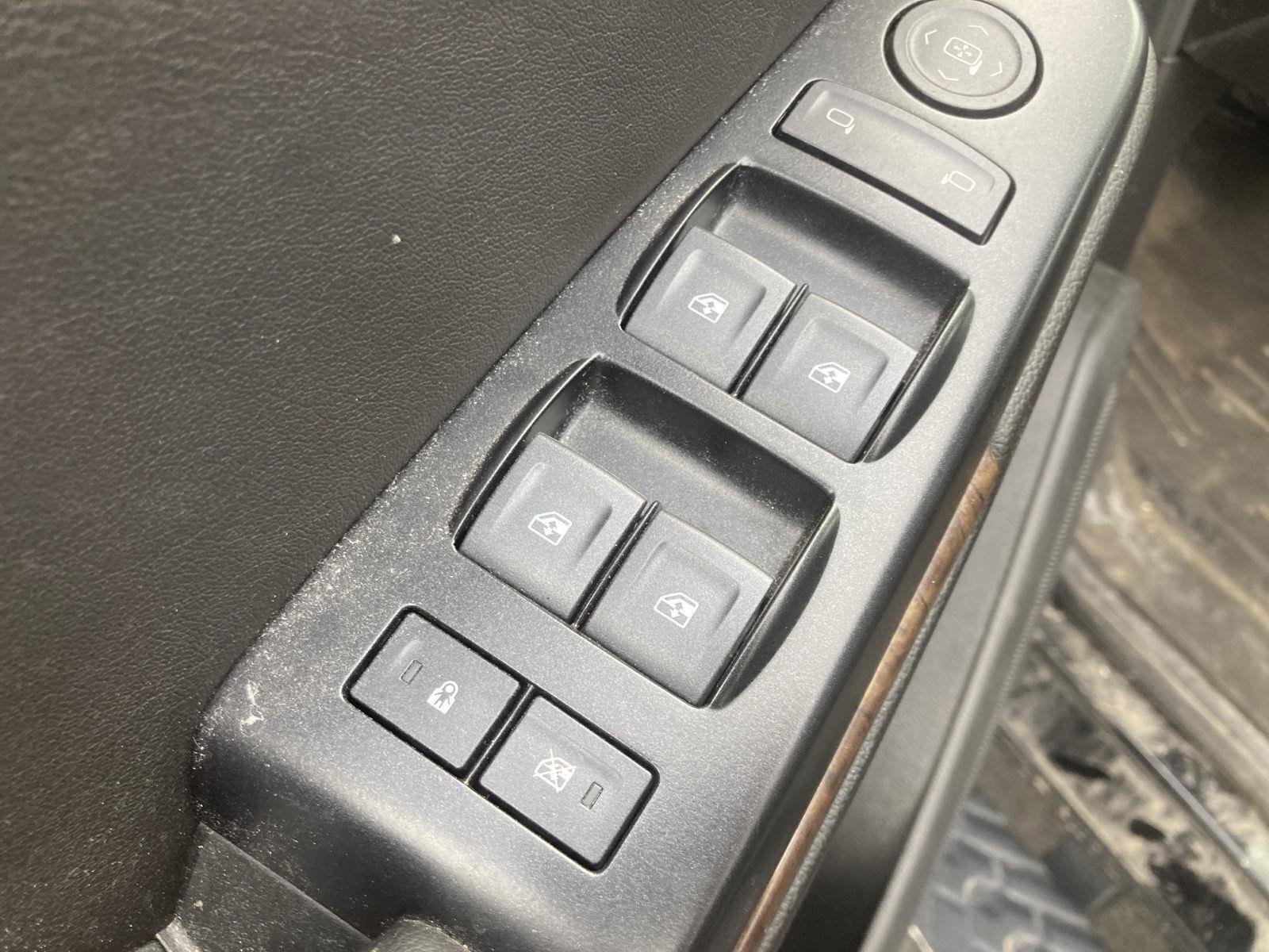 Used 2020 Black Chevrolet LS image 12