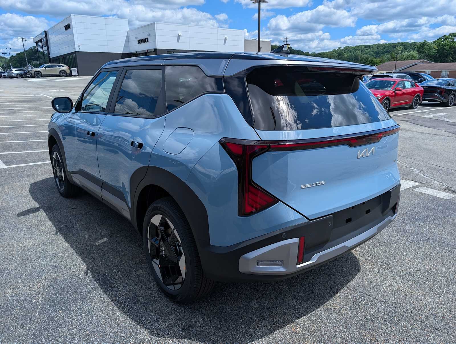 New 2027  Black Roof Kia S image 9