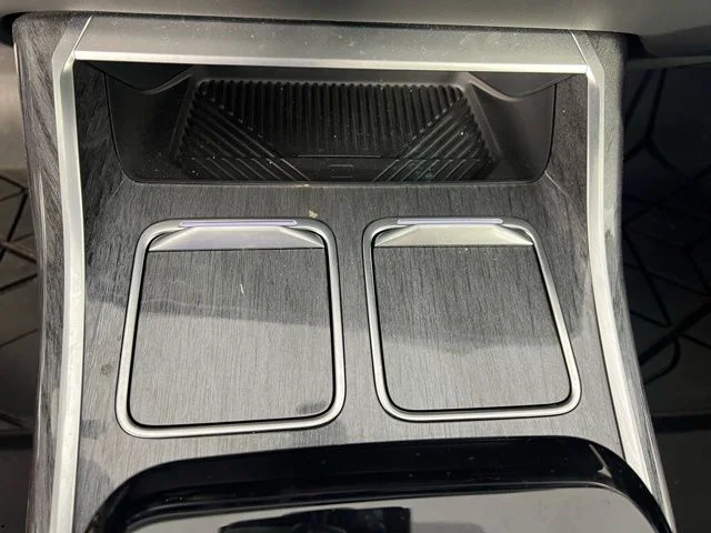 New 2024 Oxide Grey metallic BMW eDrive50 image 27