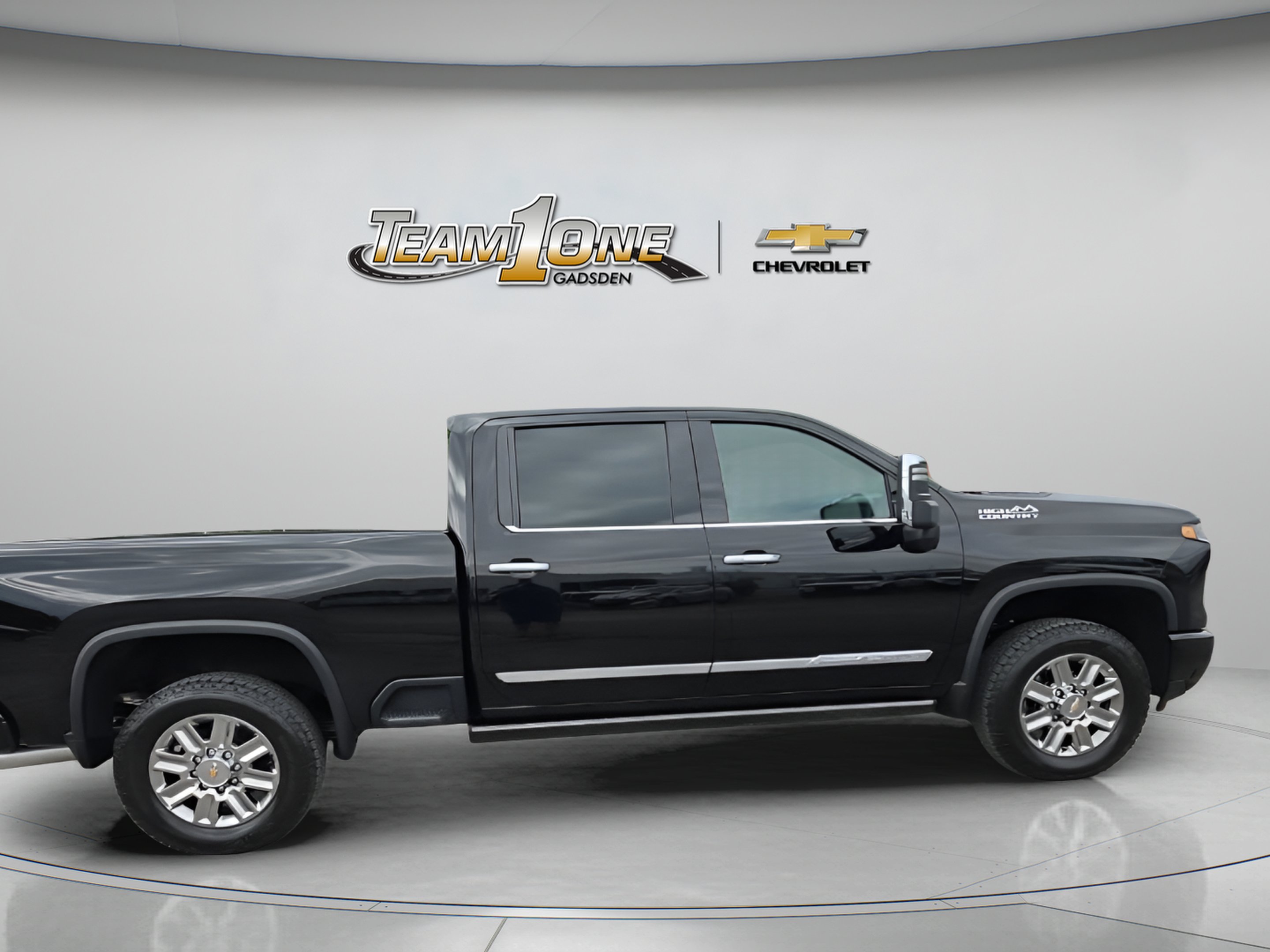 2026 Chevrolet Silverado 2500 HD High Country - Photo 8