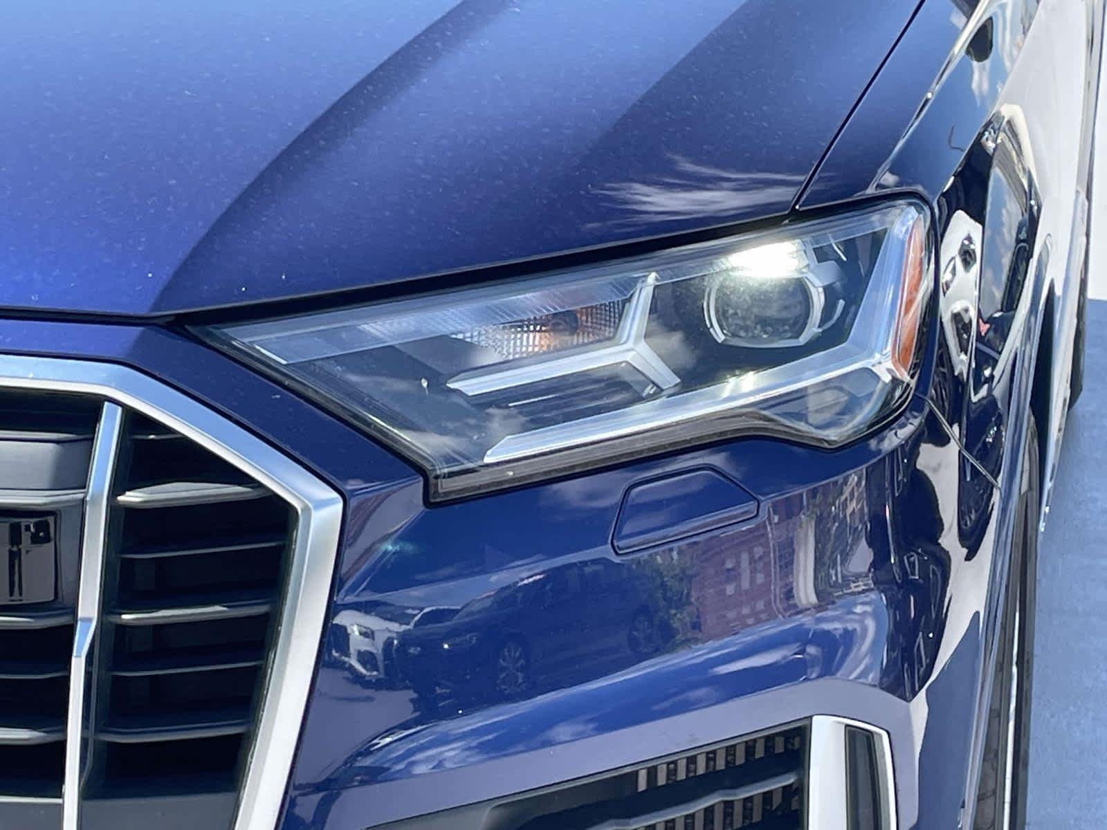 Used 2022 Navarra Blue Metallic Audi Premium Plus image 18