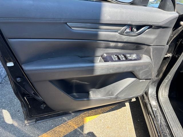 Used 2020 Black Mazda Grand Touring image 14