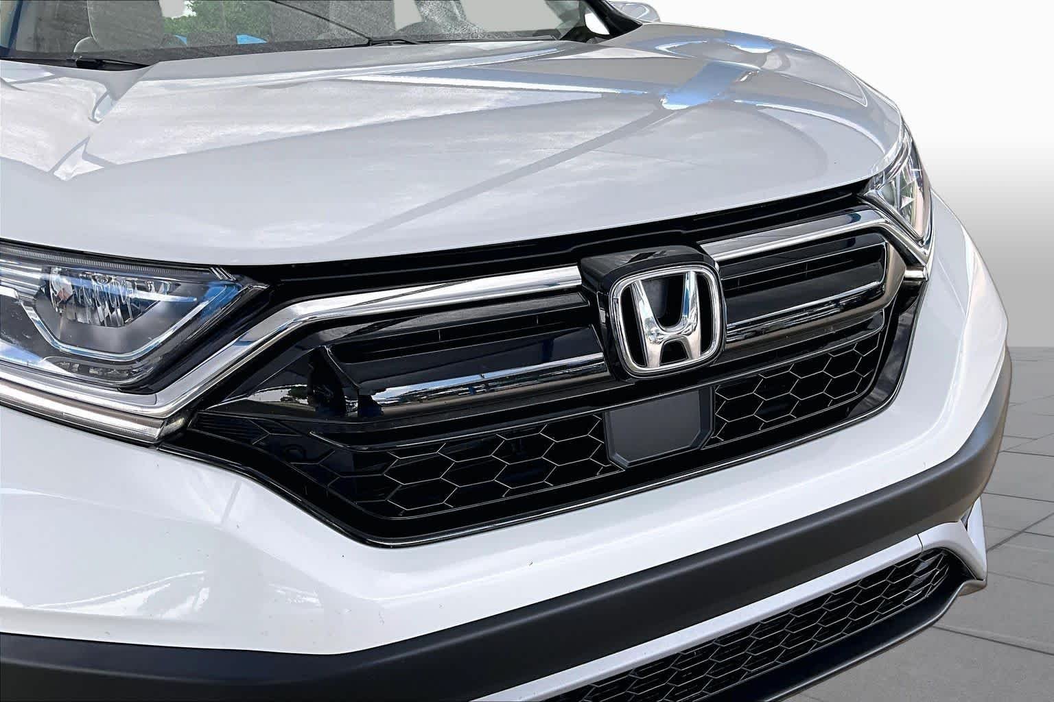 Certified Used 2022 Platinum White Pearl Honda AWD EX image 30