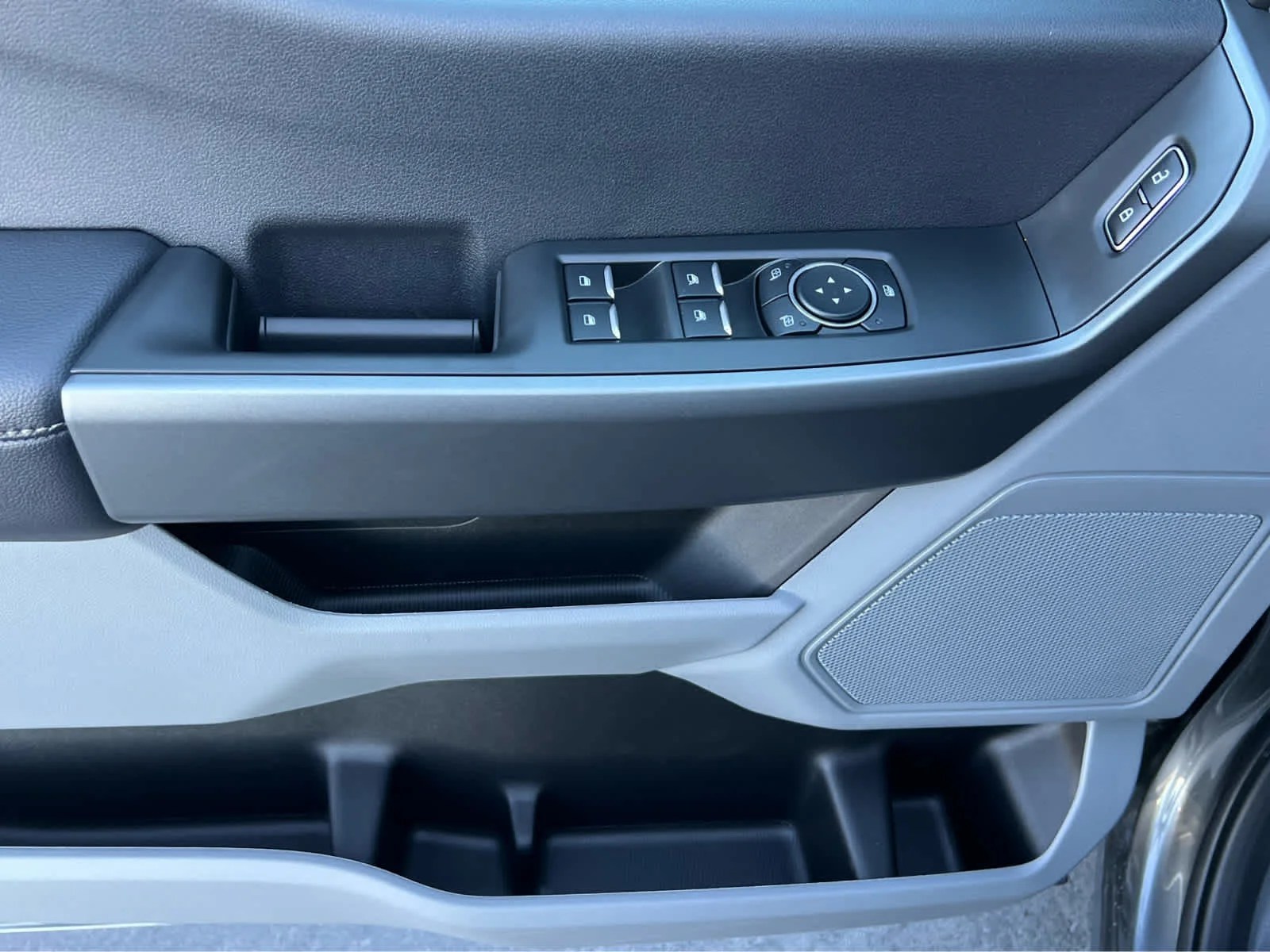 New 2026 Carbonized Gray Metallic Ford F-350® XL image 28