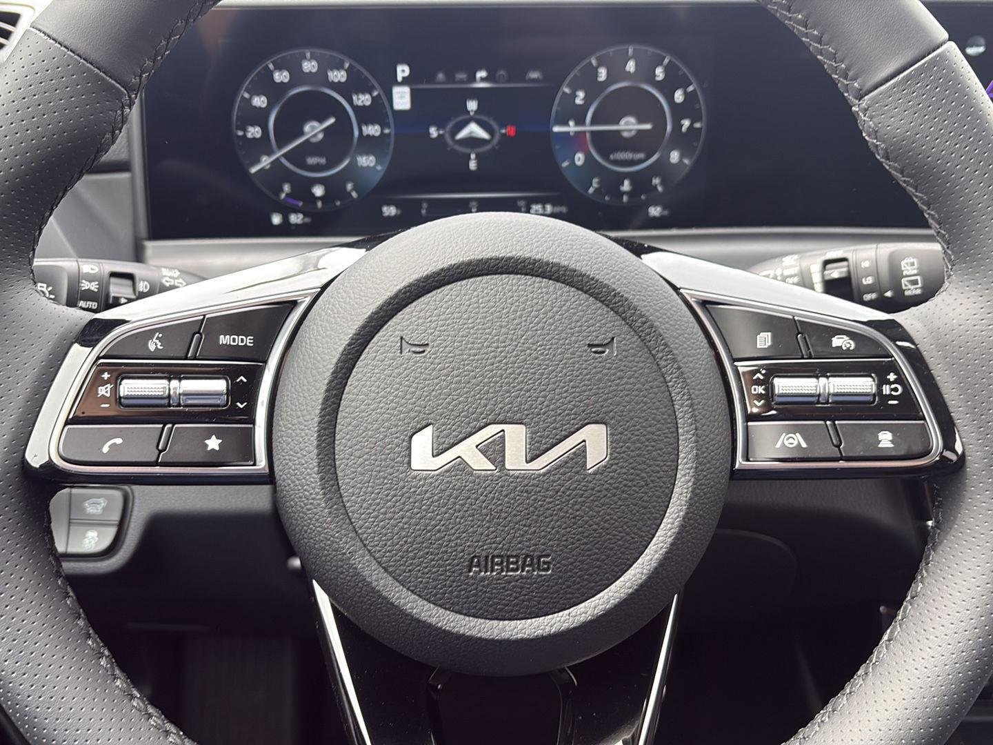 Used 2026 Pluton Blue/Fusion Black Roof Kia SX image 16