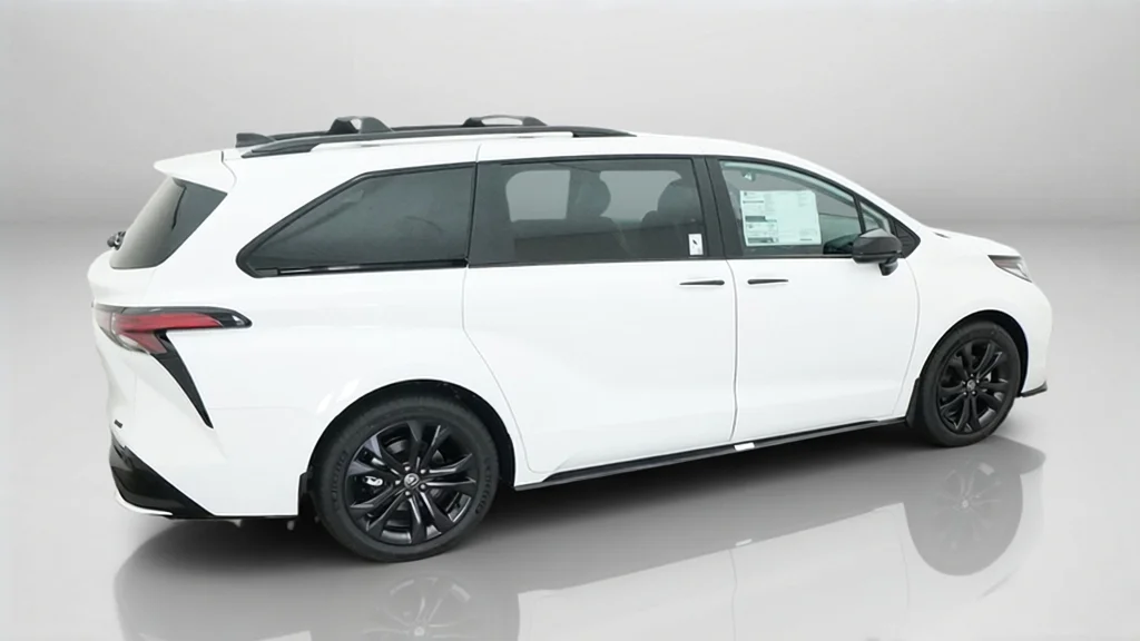 New 2026 Ice Cap Toyota XSE image 8