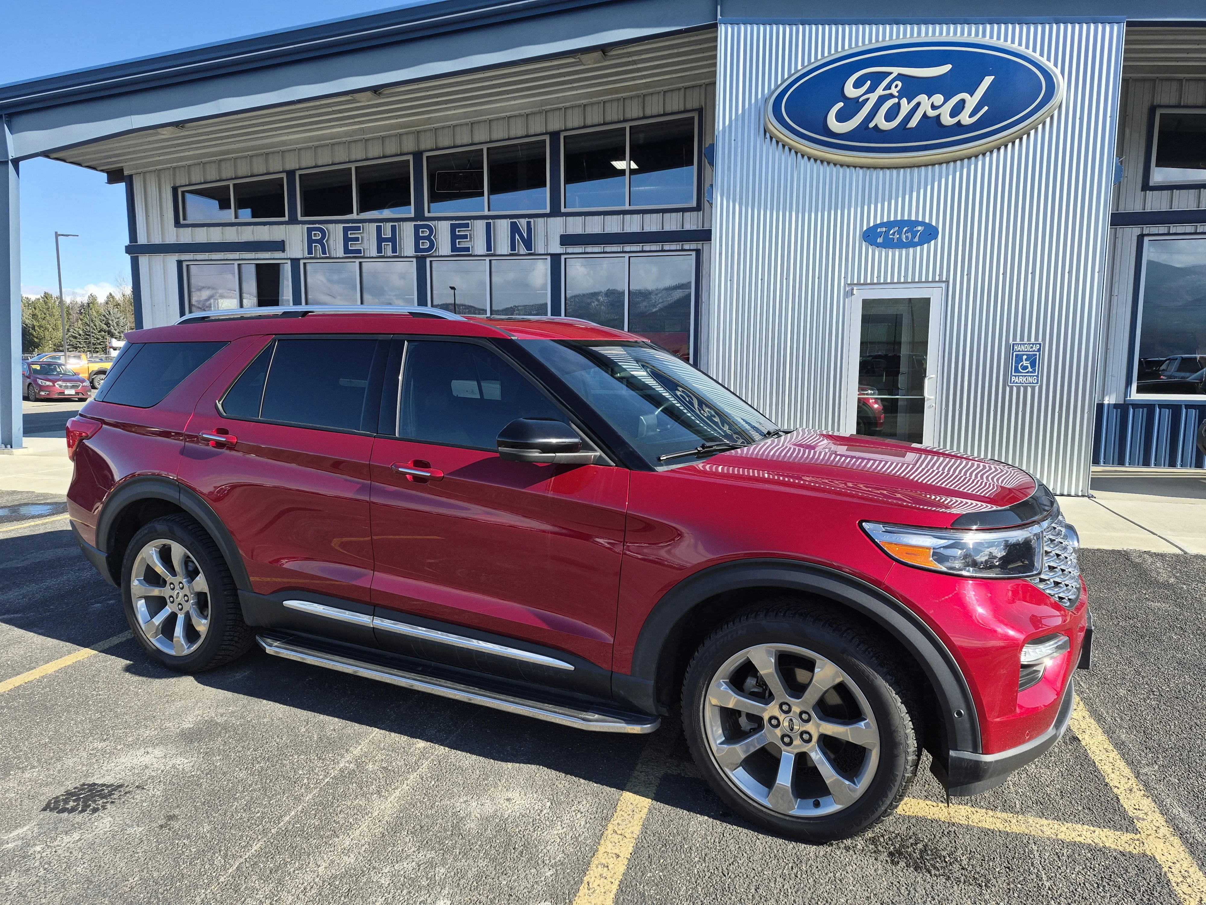 2020 Ford Explorer Platinum 4WD's photo