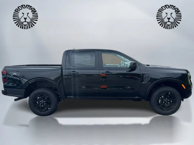 New 2026 Shadow Black Ford XLT image 5