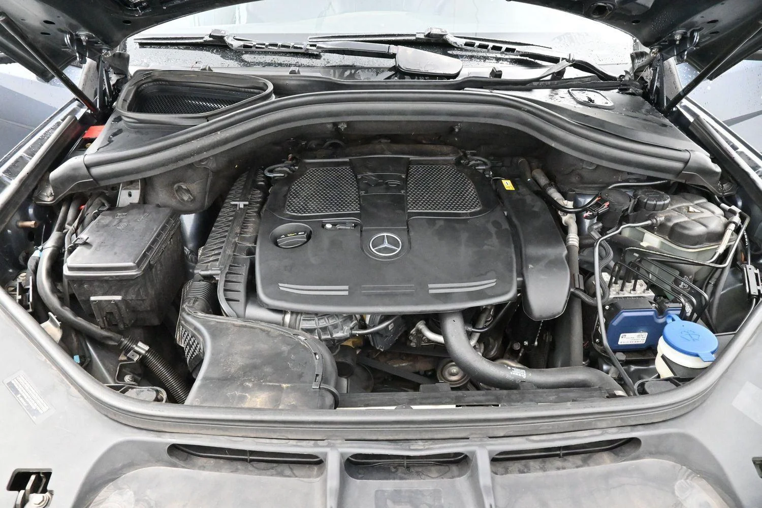 Used 2014 Steel Gray Metallic Mercedes-Benz ML 350 image 35