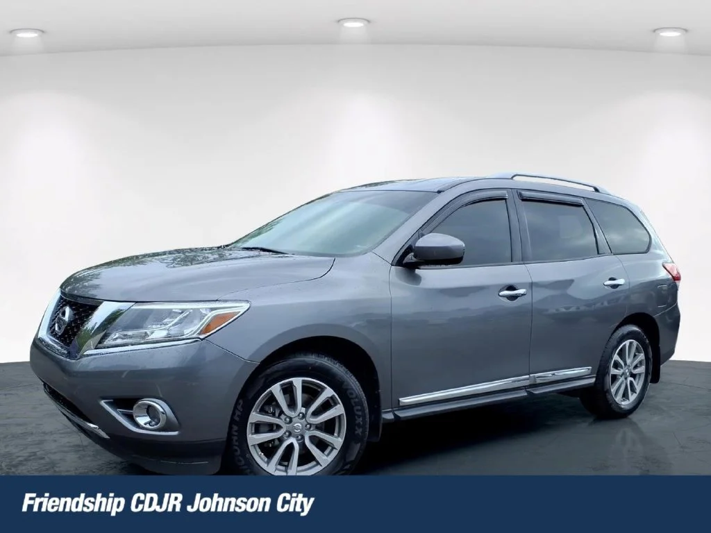 2016 Nissan Pathfinder SL