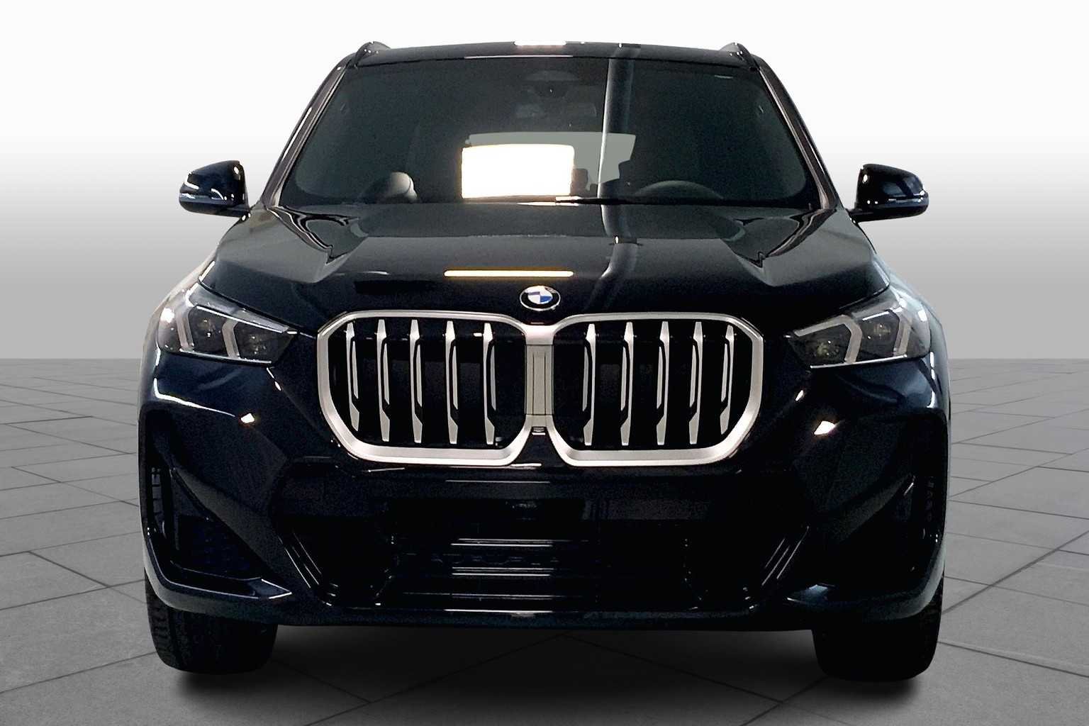 2026 BMW X1 28i - Photo 3