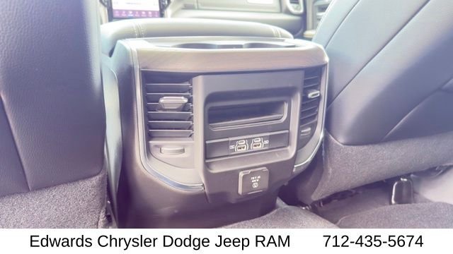 New 2026 Diamond Black Crystal Pearl-Coat Exterior Paint RAM Laramie image 34