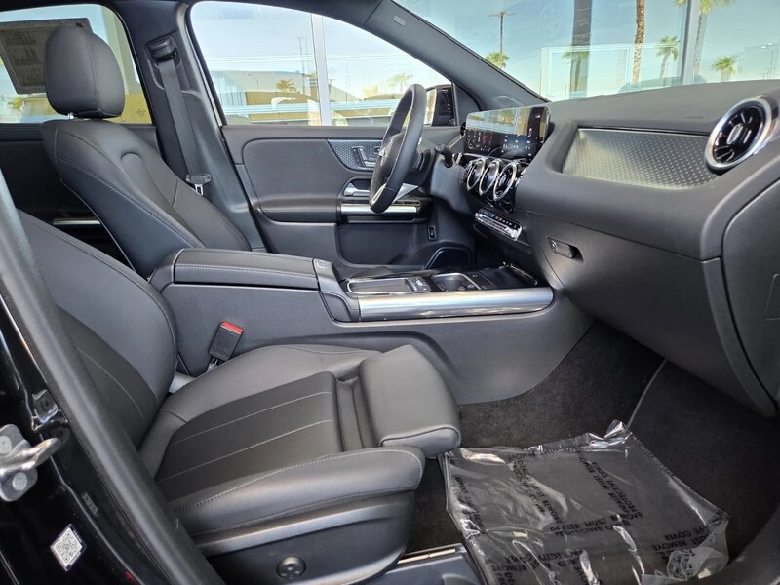 Used 2026 Cosmos Black Metallic Mercedes-Benz GLA 250 image 19