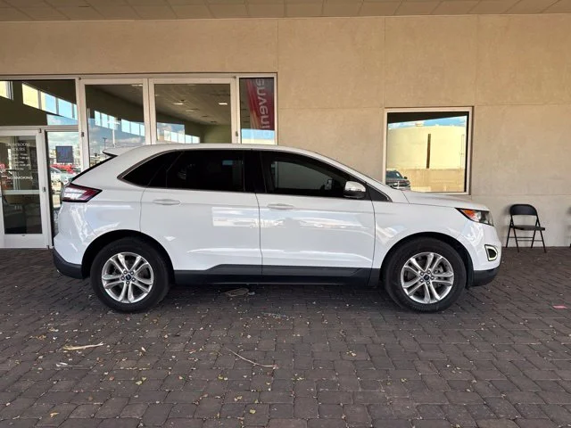 Used 2017 Oxford White Ford SEL image 5