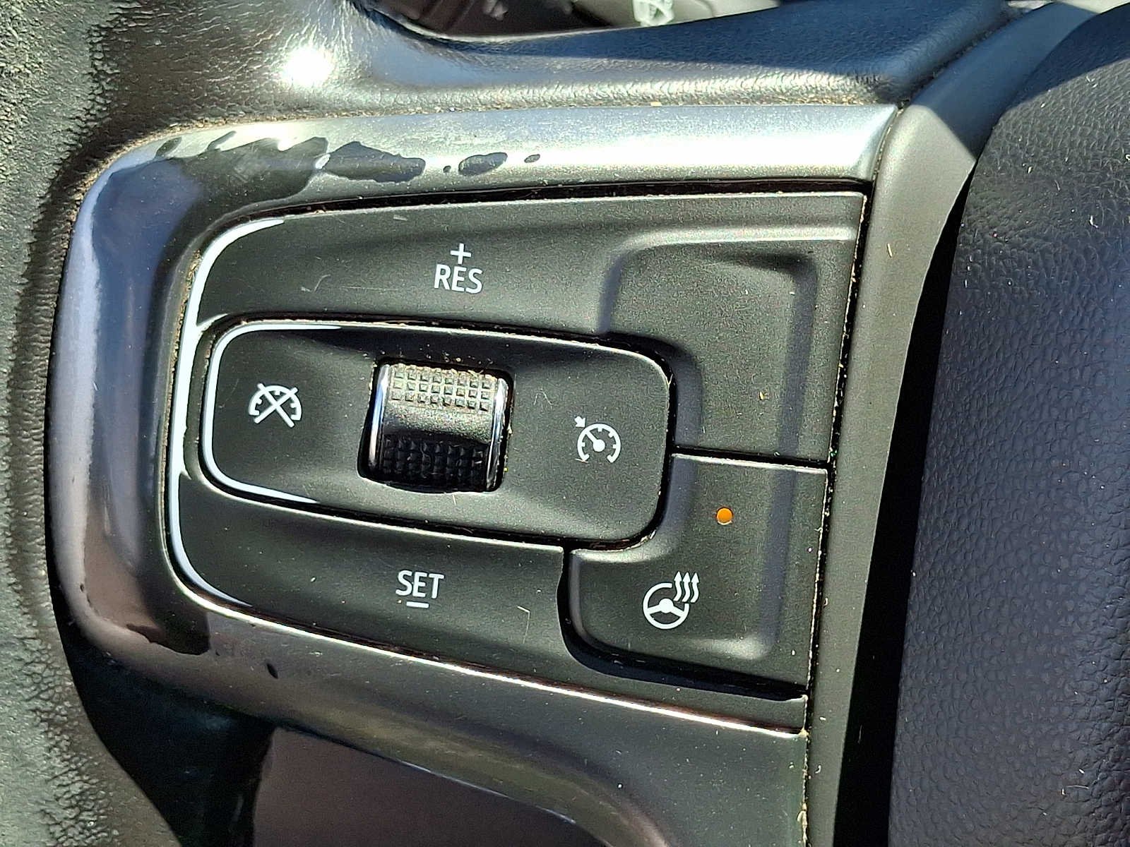 Used 2021 MOSAIC BLACK METALLIC Chevrolet RST image 20