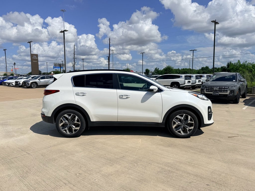 Used 2020 Snow White Pearl Kia EX image 4
