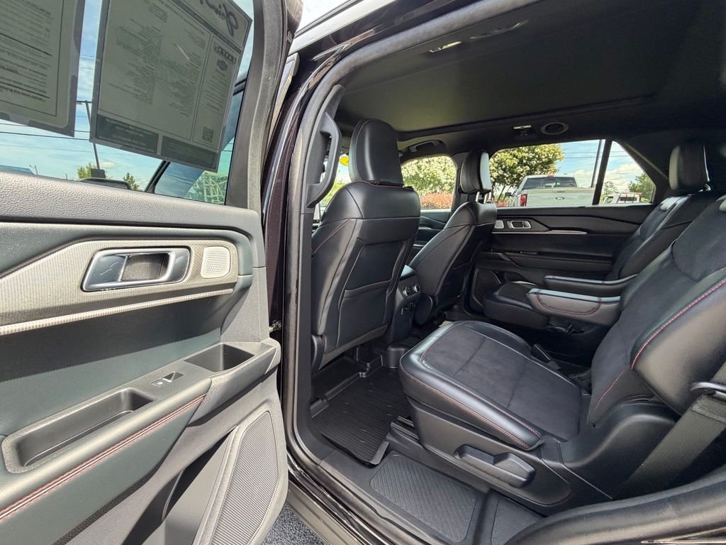 Used 2025 Black Ford ST image 30