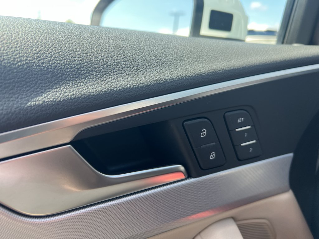 Used 2018 Glacier White Metallic Audi Premium Plus image 10