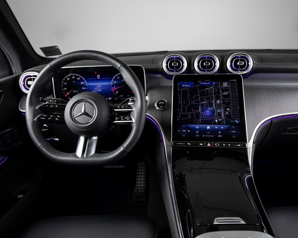 Used 2026 White Mercedes-Benz GLC 300 image 8
