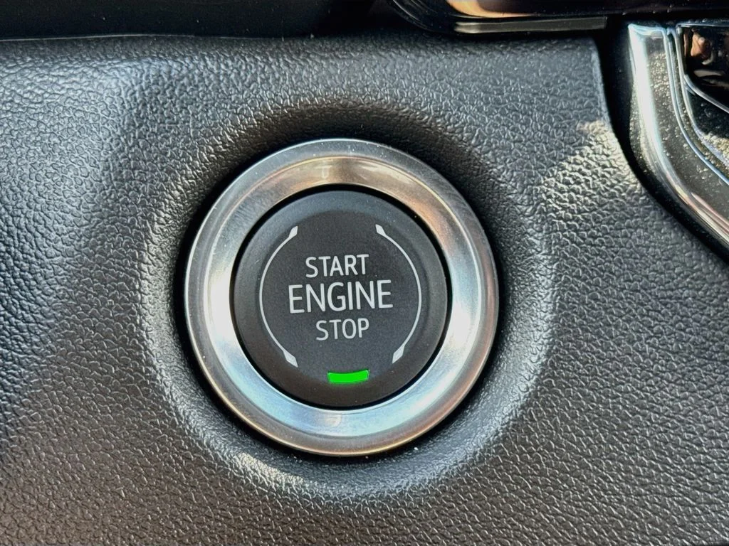 Used 2025 White Chevrolet Work Truck image 18
