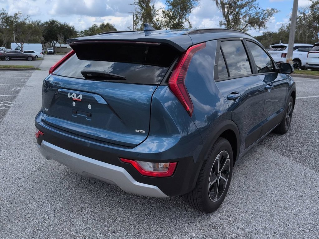 New 2026 Mineral Blue Kia EX image 5