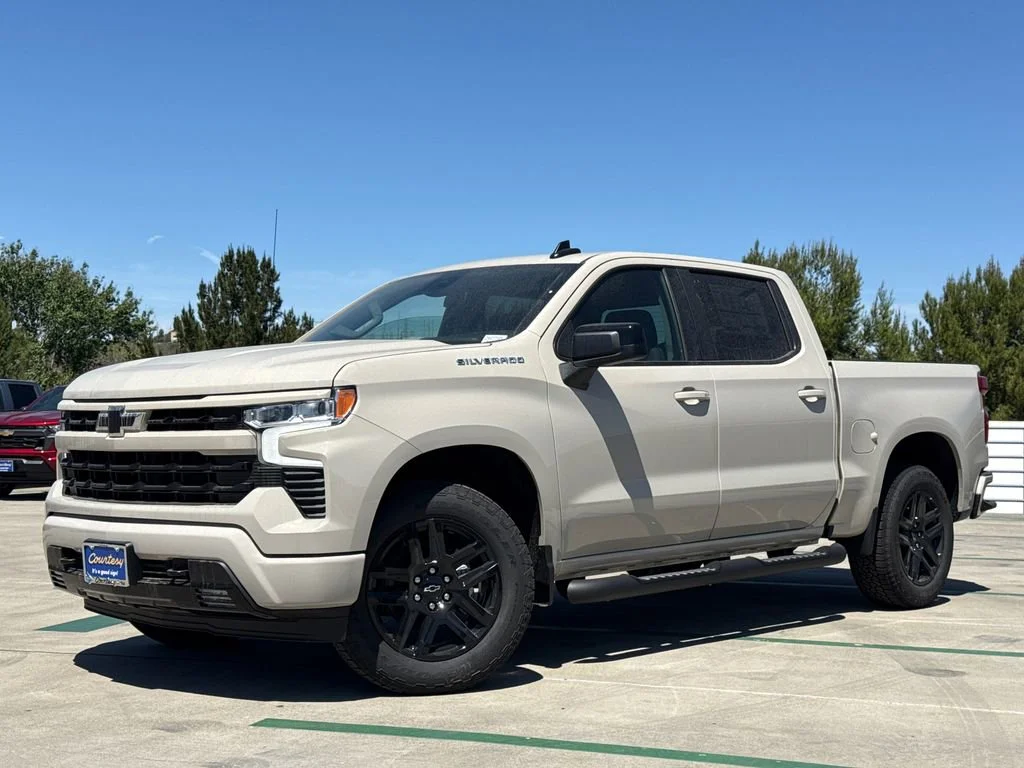 New 2026 White Sands Chevrolet RST image 2