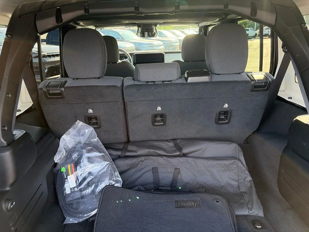 Used 2025 Black Jeep Sahara 4xe image 10