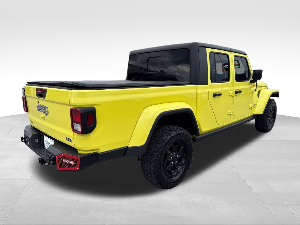 Used 2023 Yellow Jeep Overland image 5