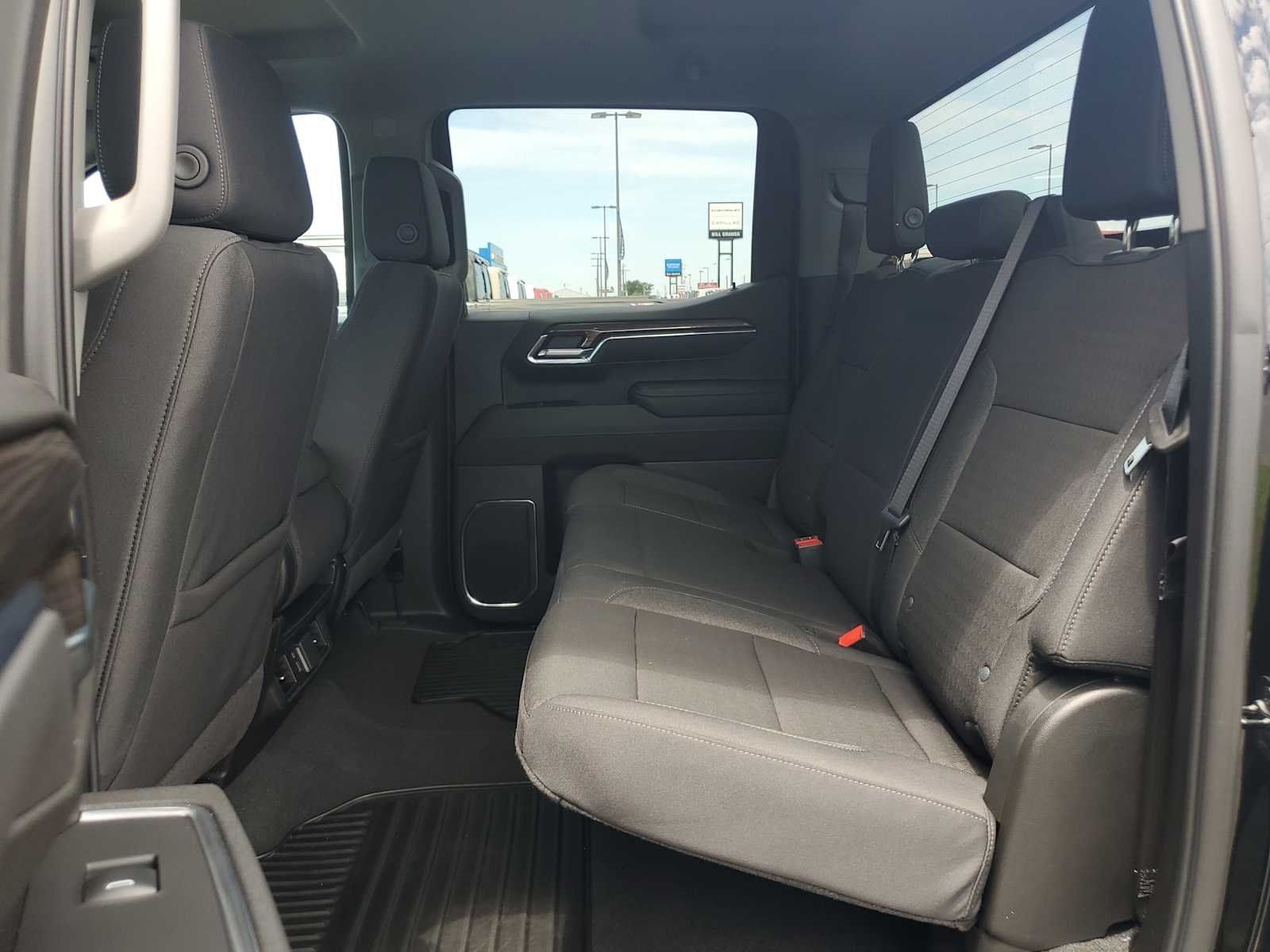 2026 Chevrolet Silverado 1500 LT - Photo 14