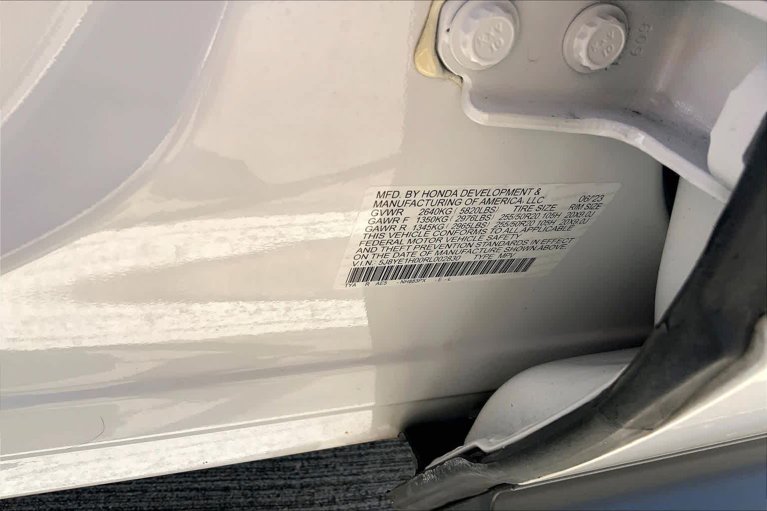 Used 2024 Platinum White Pearl Acura w/A-Spec Package image 31