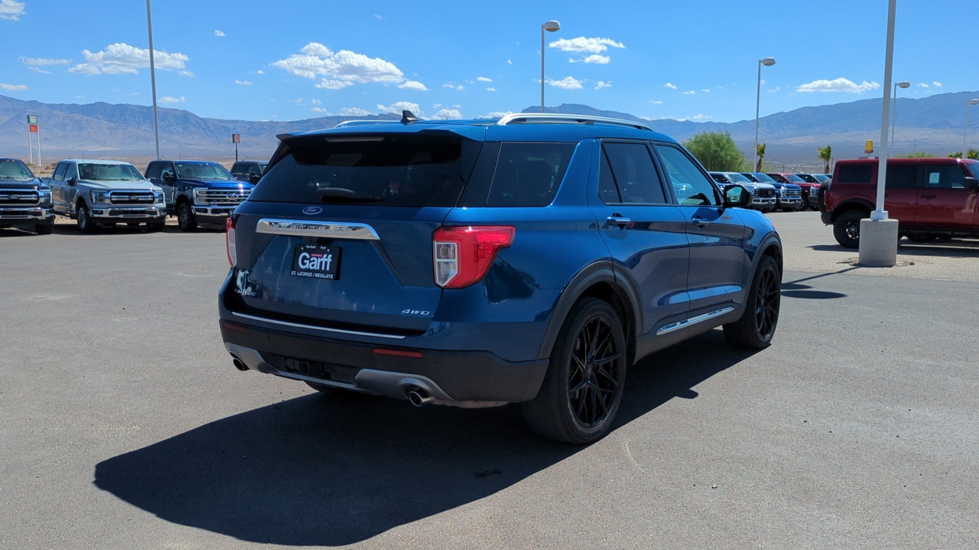 Used 2022 Blue Metallic Ford Limited image 3