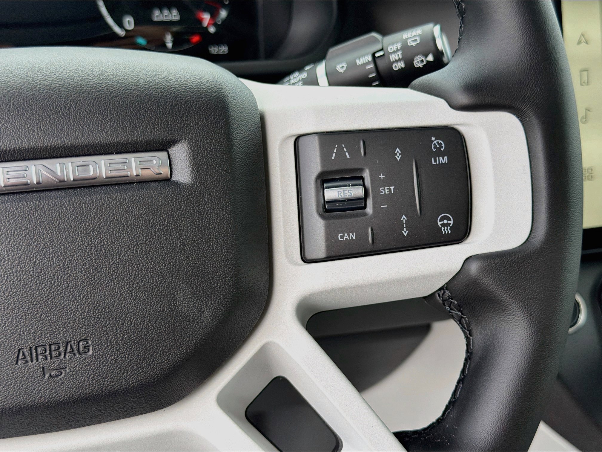 New 2026 Santorini Black Land Rover S image 39