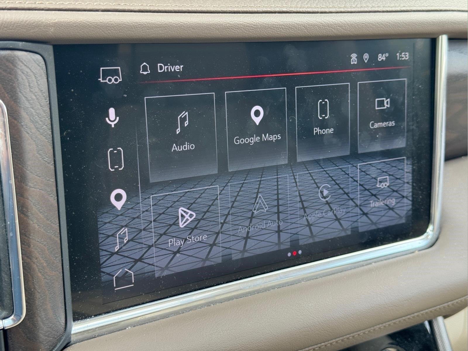 Used 2022 White Frost Tricoat GMC Denali image 28