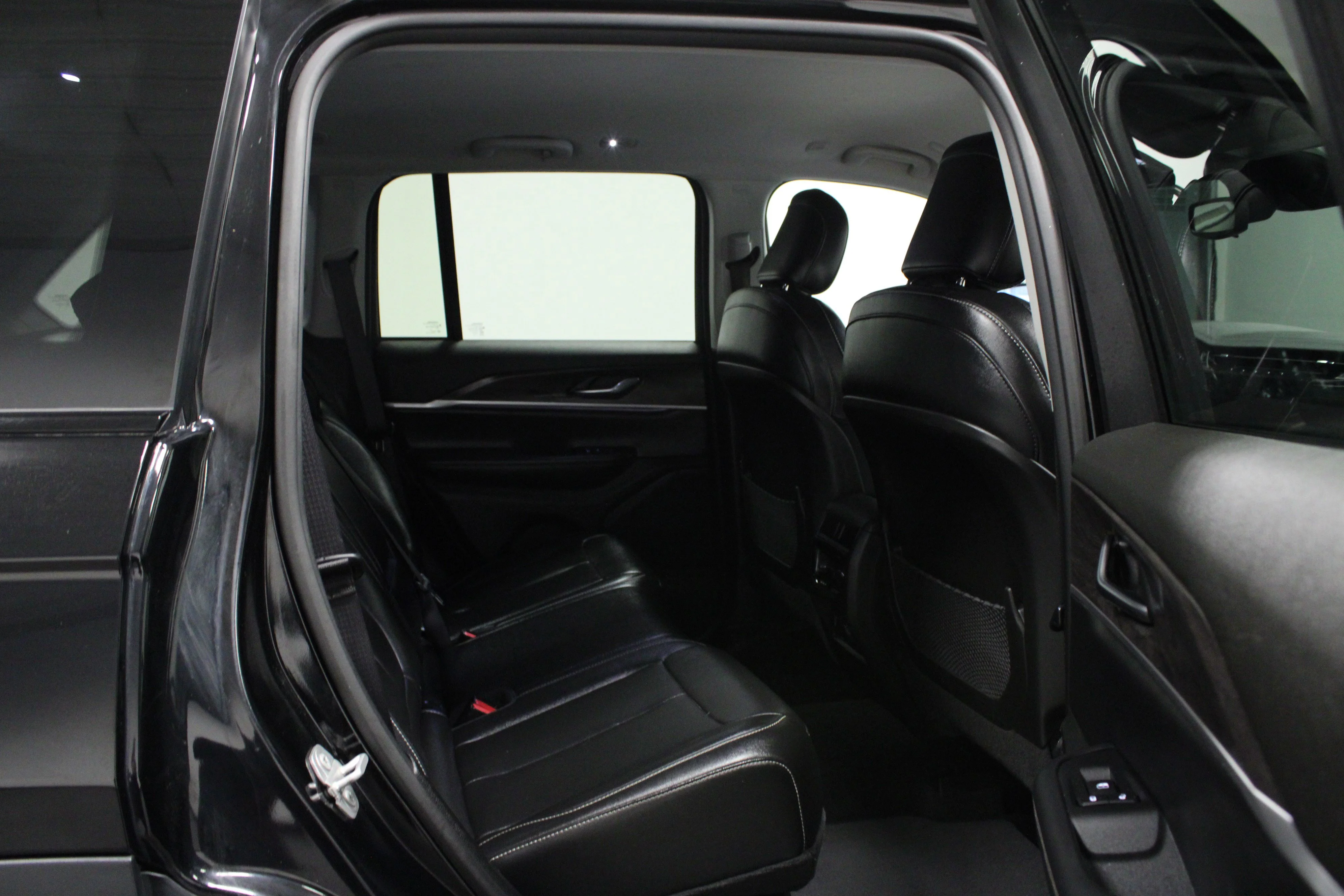 2023 Jeep Grand Cherokee Limited - Photo 15