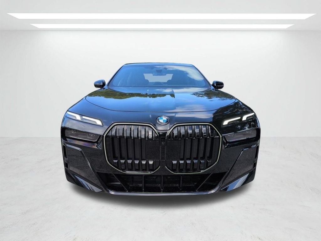 New 2026 Black Sapphire Metallic BMW 740i xDrive image 9
