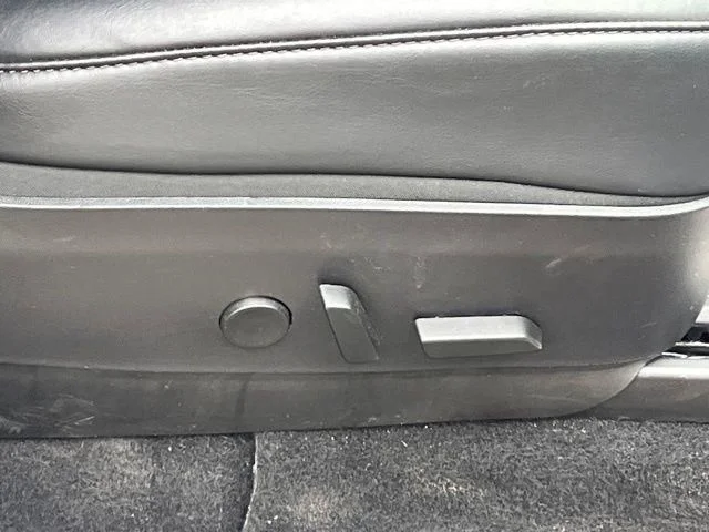 Used 2020 White Tesla Long Range image 23