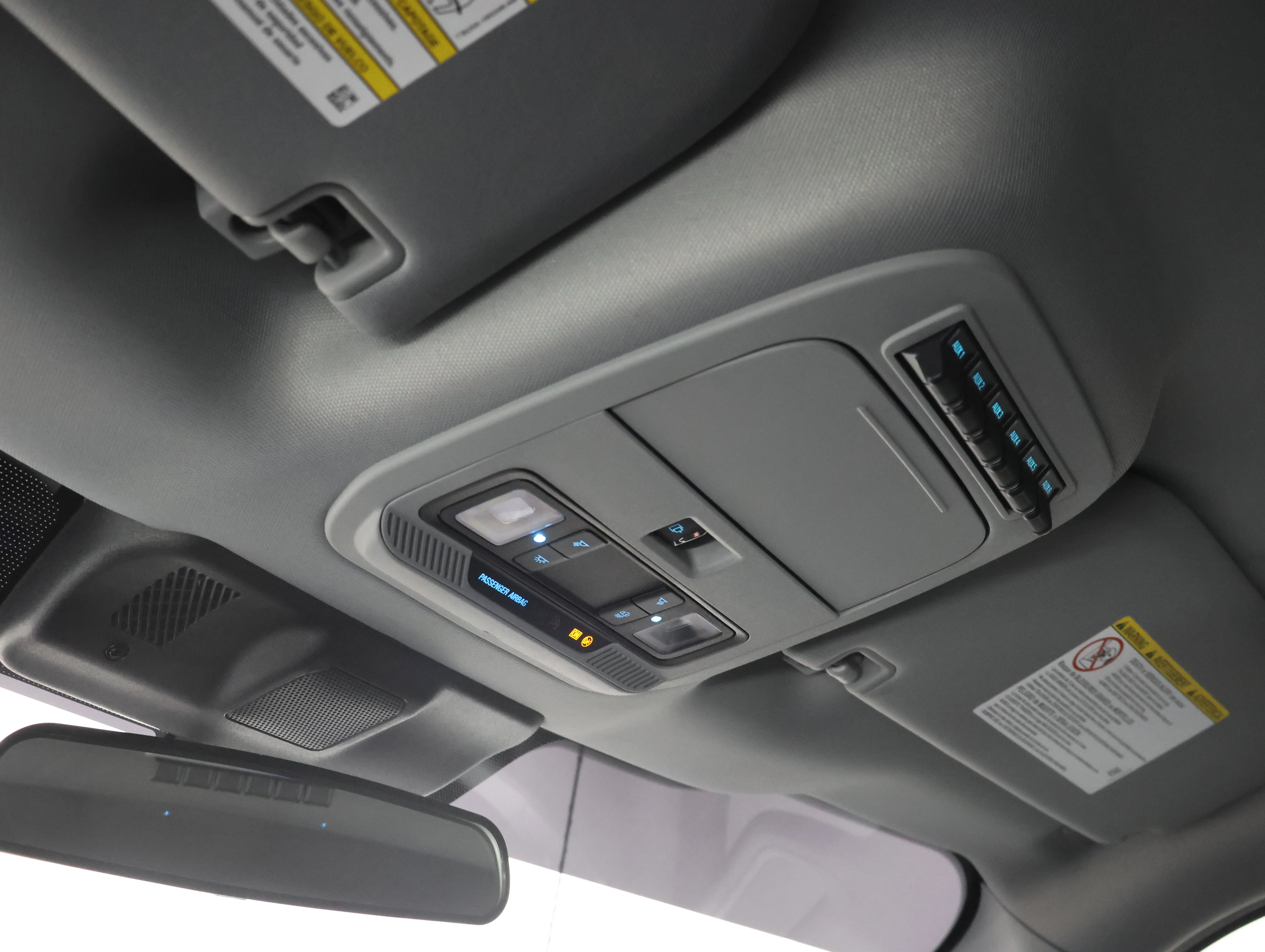 2025 Ford F-350 Super Duty XLT - Photo 12